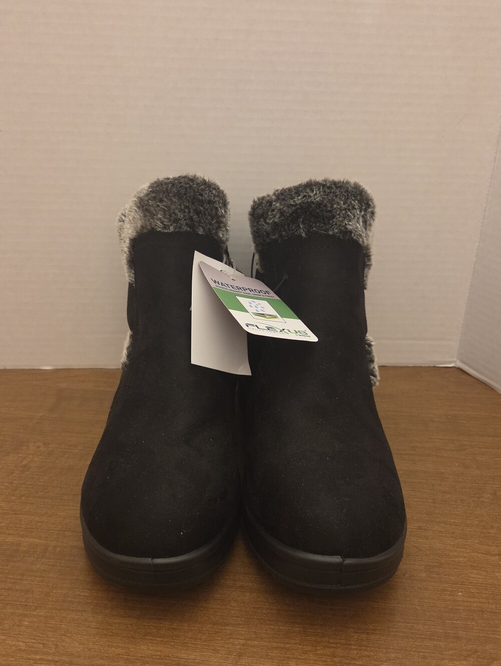 Flexus by Spring Step Italian Comfort Black Waterproof Booties. Size 8. NEW